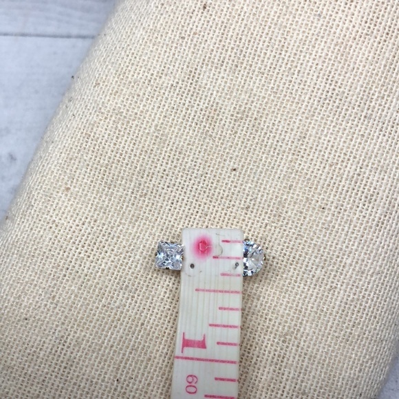 Gold over sterling silver dazzling post/stud CZ earrings, unisex. - Picture 5 of 5